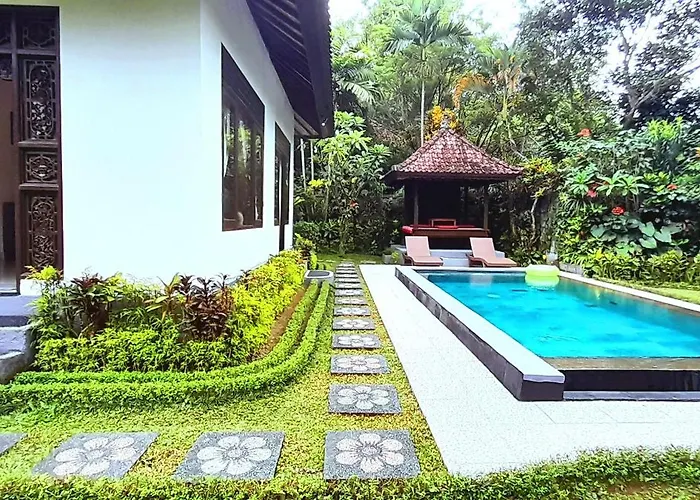 Sari Kembang 1 * Ubud