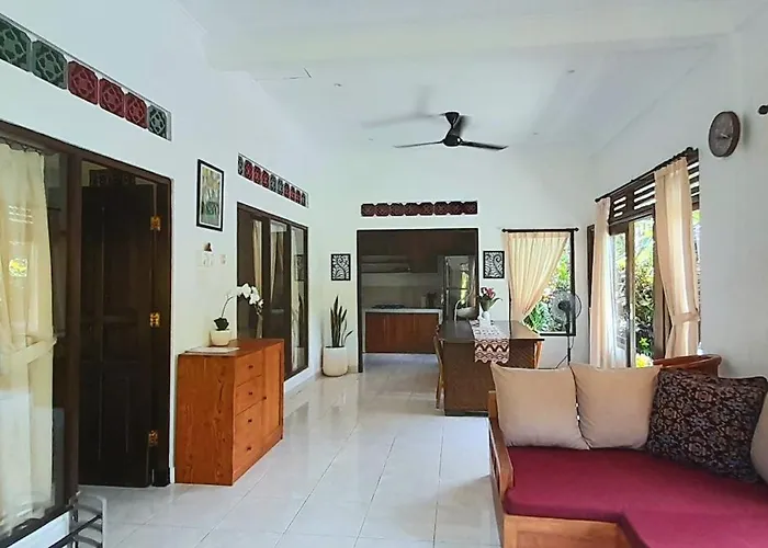 Villa Sari Kembang 1 *